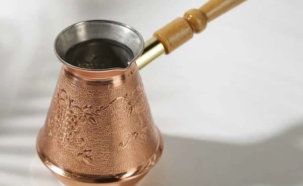 قهوه جوش مسی ارمنستانی با طراحی متفاوت برای آشپزخانه
